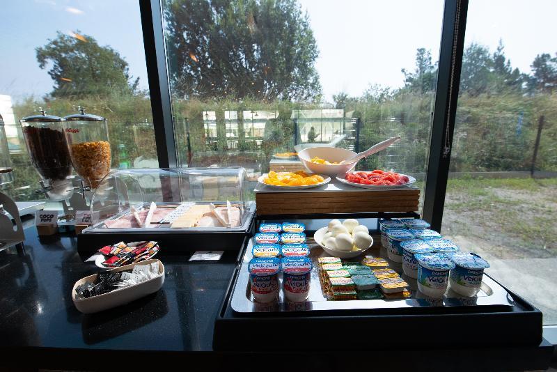 Holiday Inn Express - Bordeaux - Lormont By Ihg Bagian luar foto