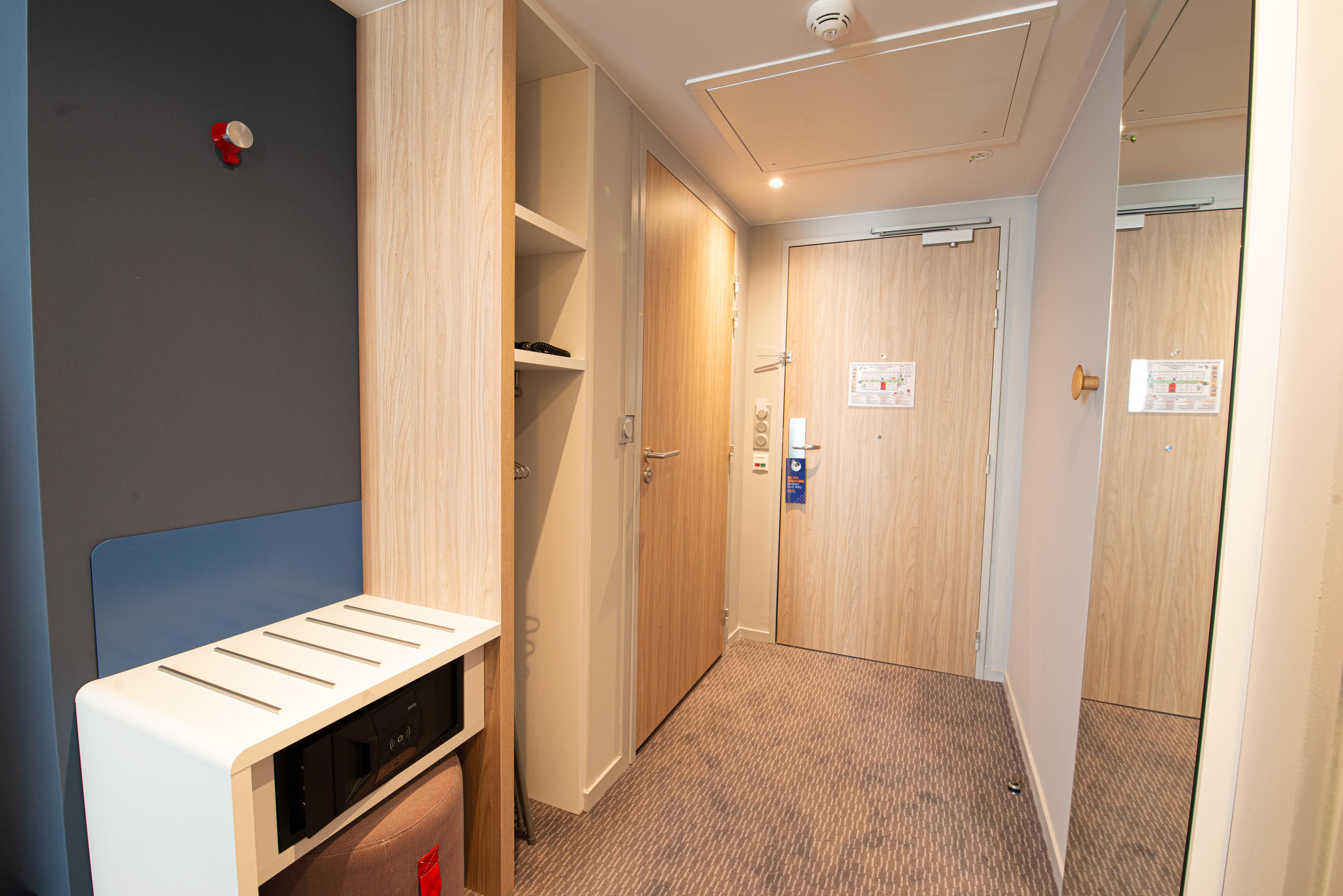 Holiday Inn Express - Bordeaux - Lormont By Ihg Bagian luar foto