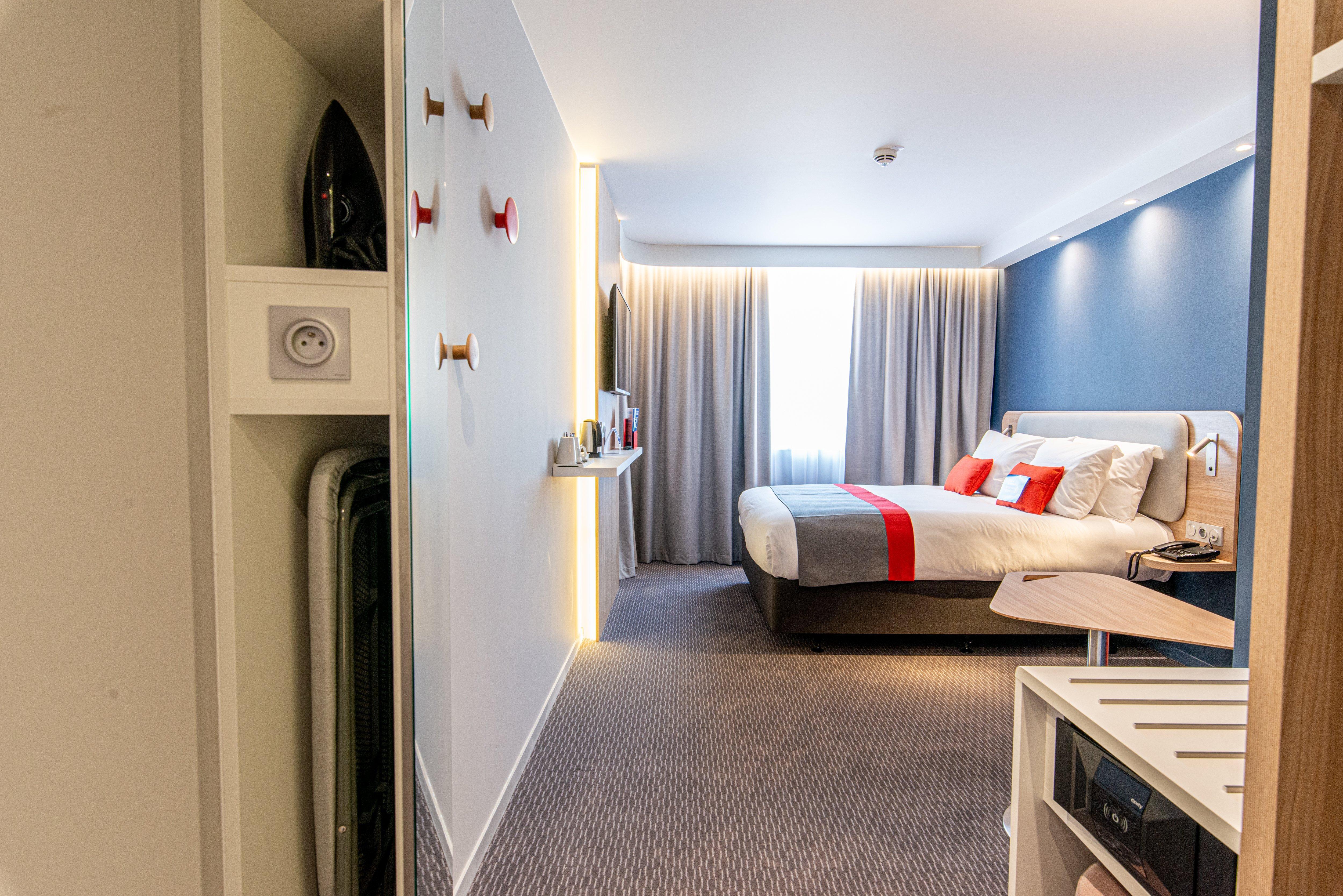 Holiday Inn Express - Bordeaux - Lormont By Ihg Bagian luar foto