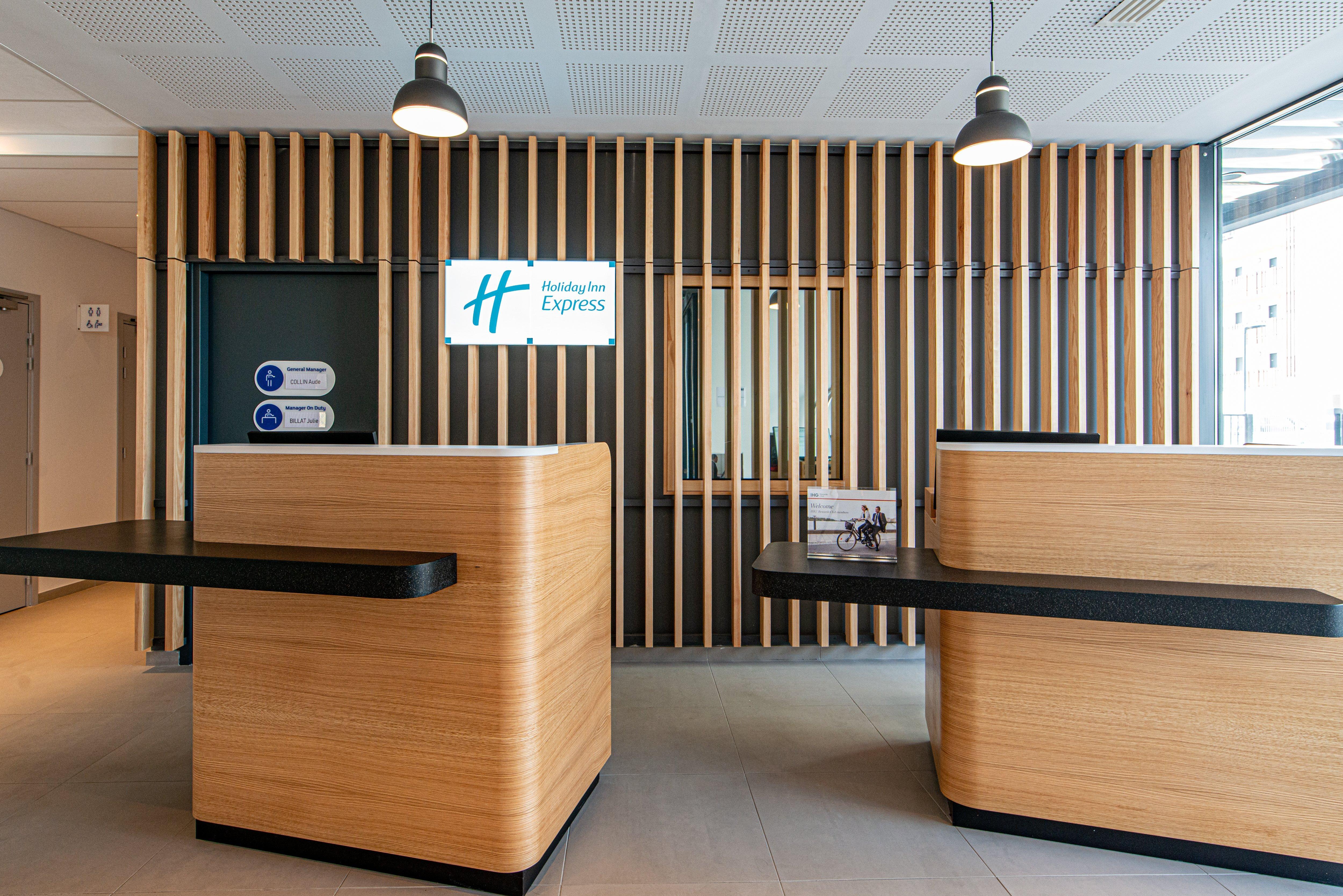 Holiday Inn Express - Bordeaux - Lormont By Ihg Bagian luar foto